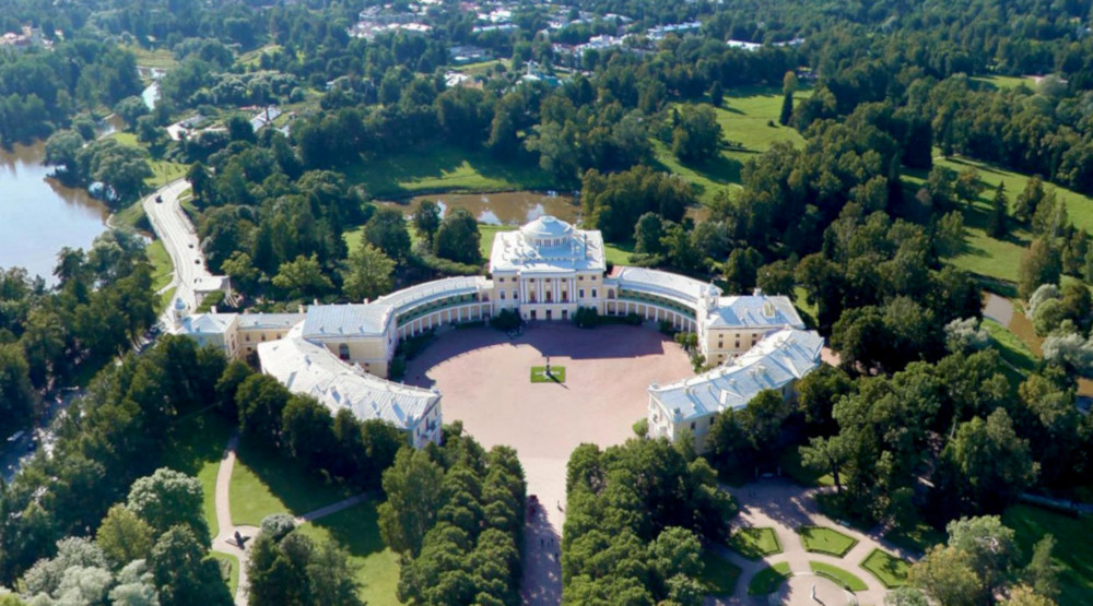 Павловский дворец в Павловске