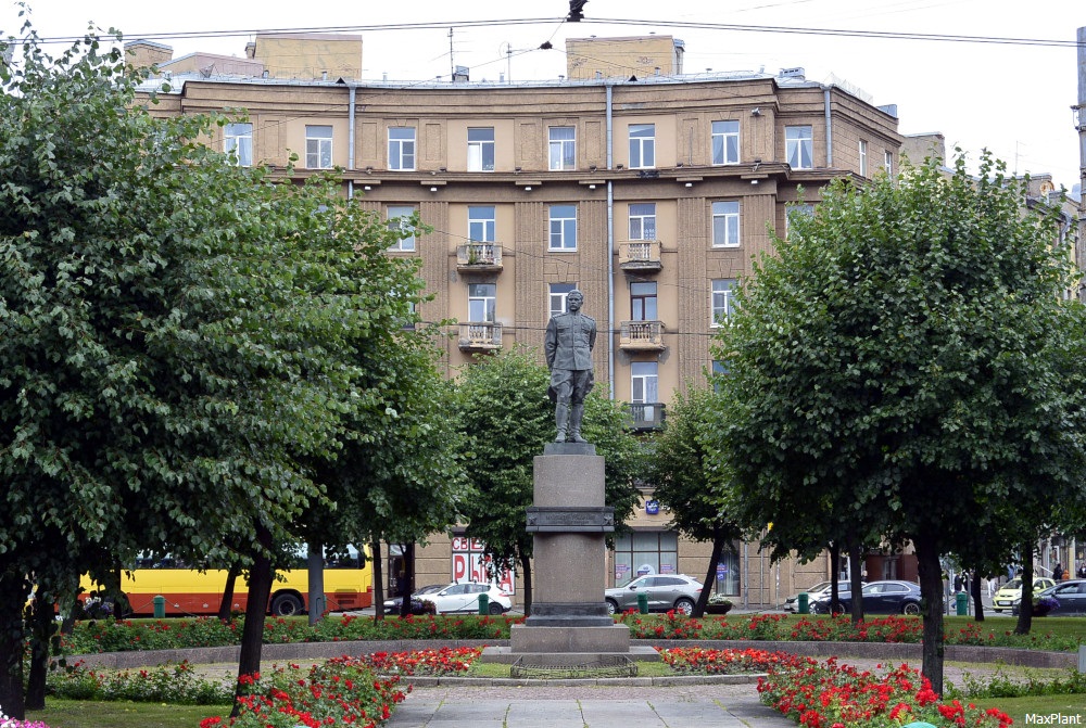 Памятник Леониду Александровичу Говорову, маршалу Советского Союза